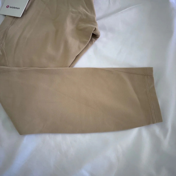 🆕🧡 Lululemon Nulu High Rise Yoga Crop 23” - Pecan Tan - Picture 3 of 12